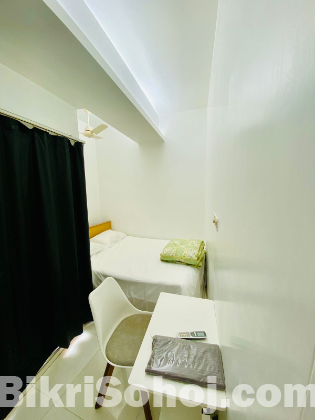 Chic & Cozy 2-Room Studio Apartment Rent in Bashundhara R/A